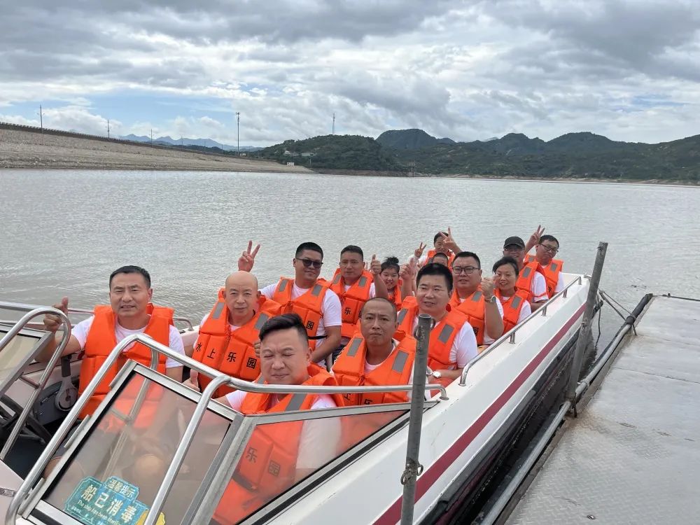 1690439680160935.jpg 640.jpg